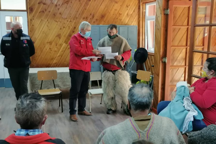 Autoridades visitan Paso El León para explicar a la comunidad el proceso de construcción de esperada pasarela￼