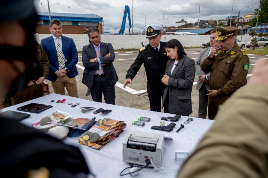 Delegada Moreira destaca desarticulación de banda criminal dedicada al robo salmones en Chiloé