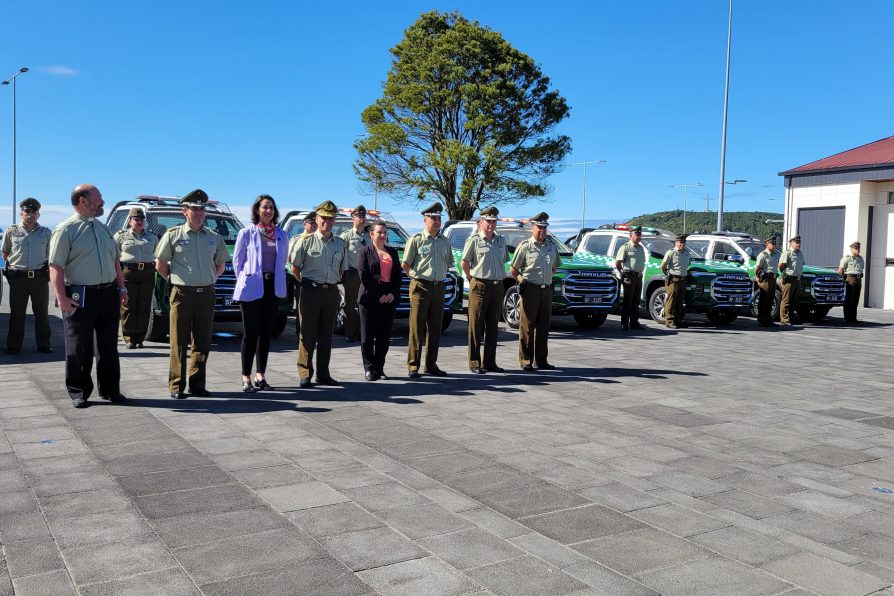 Nuevas camionetas fortalecerán la presencia policial en las 4 provincias de la región