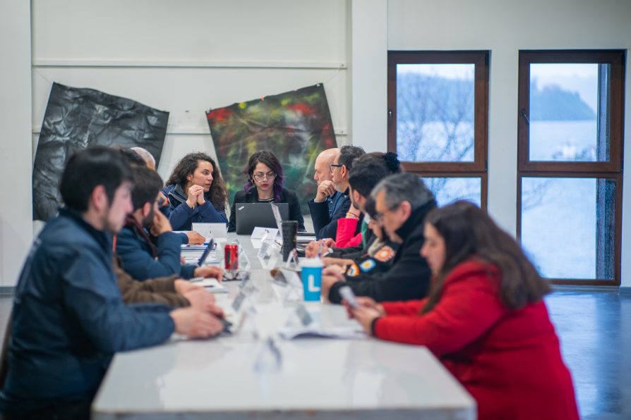 Gabinete Regional sesiona en Castro y revisa avances del Plan Bicentenario de Chiloé
