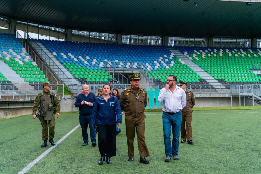 Autoridades verifican condiciones de seguridad para encuentro entre Deportes Puerto Montt y Provincial Osorno