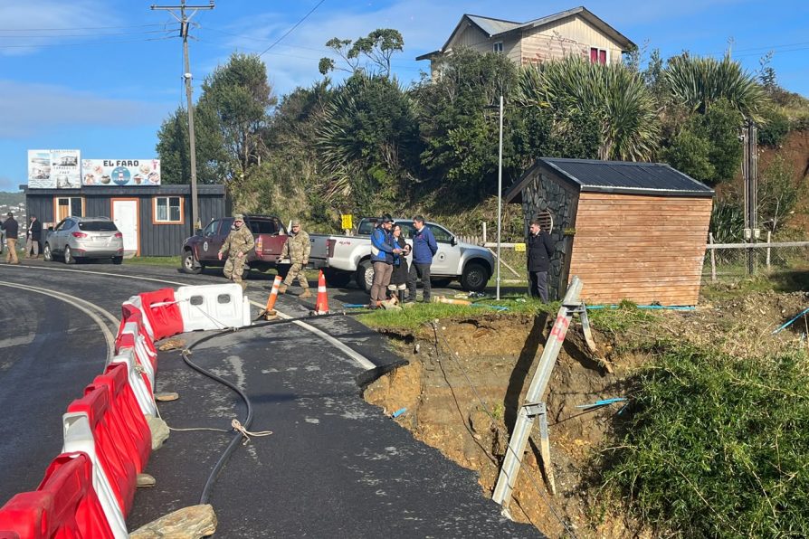 Delegación anuncia corte de 36 horas en ruta de acceso a Maicolpué por obras de instalación de puente mecano